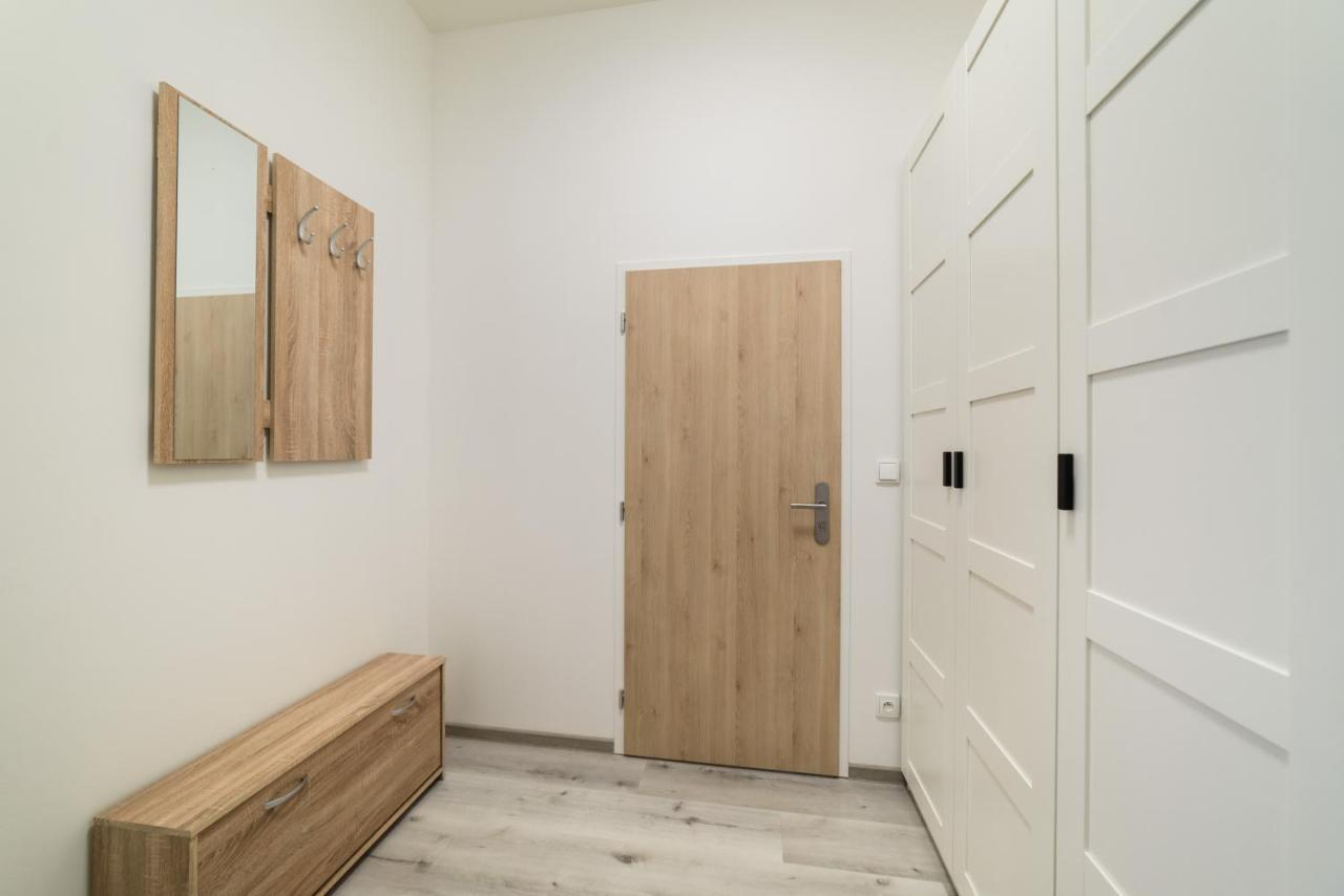 New Apartments Near Dancing House Prague Luaran gambar
